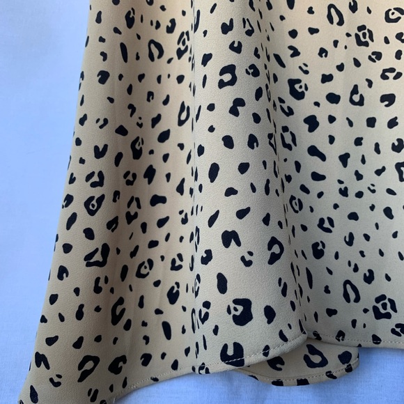 Size 8, Sunday Best, nude leopard print dress 🐆 - Picture 6 of 13